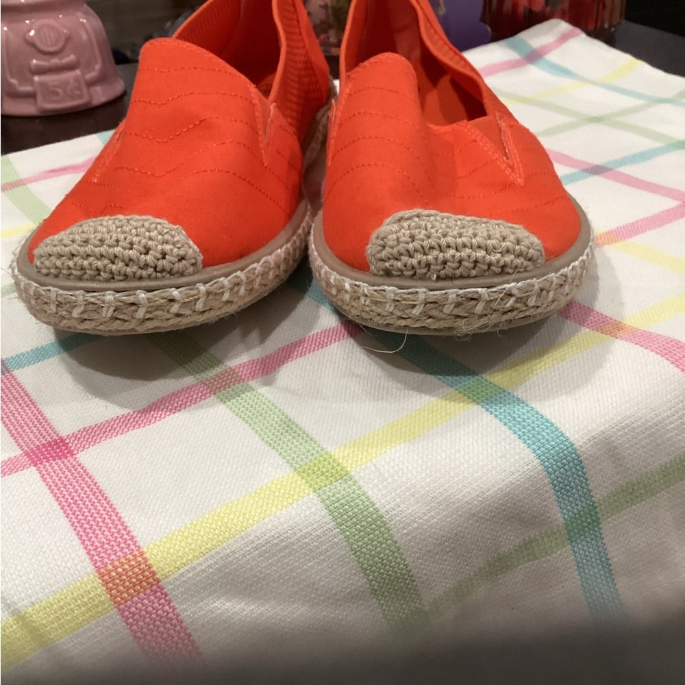 NWOT - Orange Espadrille - Cute Shoes - Never Worn - Sz 11!!! - Picture 3 of 12